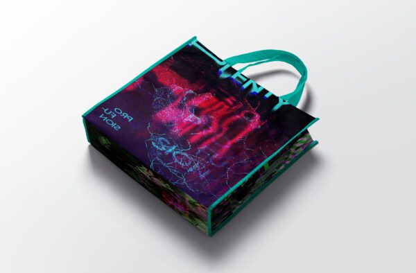 bolso rectangular con estampado temático de la agencia plenti